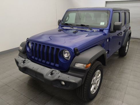 Used 2018 Jeep Wrangler Unlimited Sport S AWD/4WD image 15