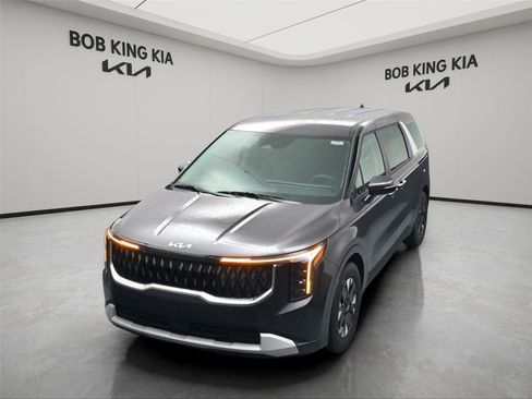 New 2026 Kia Carnival LXS FWD image 21