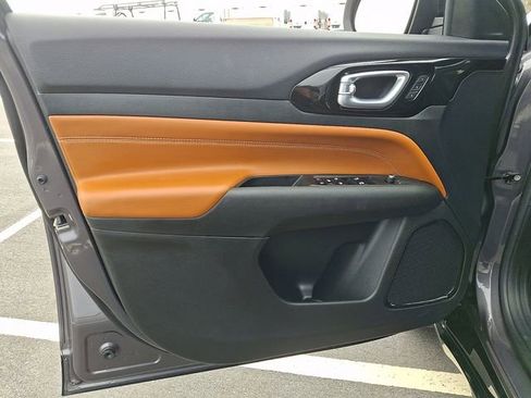 Used 2024 Jeep Compass Limited w/ Elite Group image 12