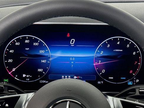 New 2026 Mercedes-Benz GLC 300 image 18