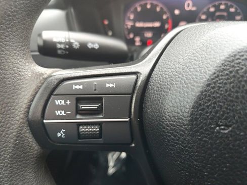 Used 2023 Honda Accord EX image 13