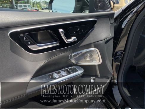 Certified 2025 Mercedes-Benz C 300 4MATIC Sedan image 10