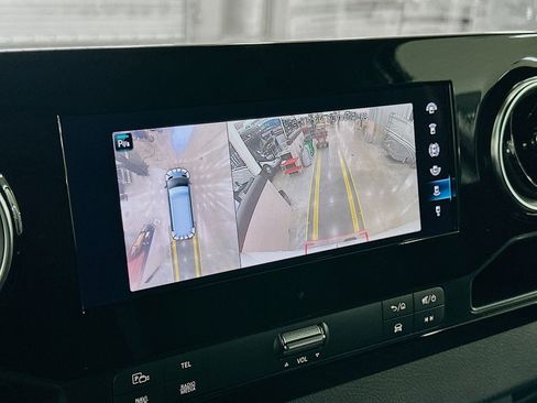 Used 2023 Mercedes-Benz Sprinter 144 Cargo image 13