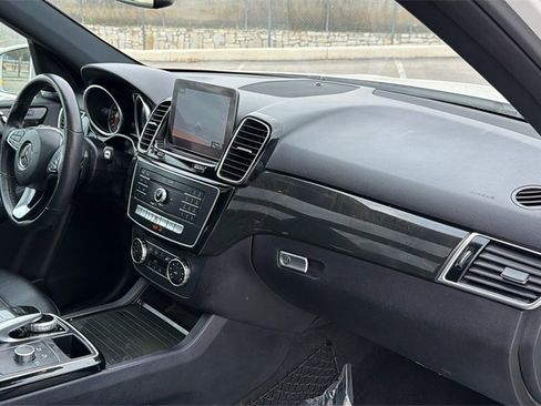 Used 2018 Mercedes-Benz GLE 350 image 46
