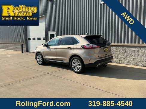 Used 2020 Ford Edge Titanium w/ Equipment Group 301A AWD/4WD image 3