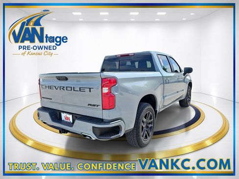 Used 2025 Chevrolet Silverado 1500 RST AWD/4WD image 6