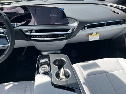 New 2026 Cadillac Lyriq Sport image 13