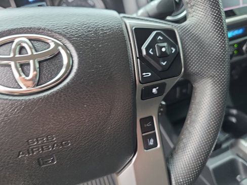 Used 2022 Toyota Tacoma SR5 image 22