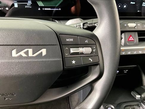 Certified 2026 Kia K4 FWD image 11