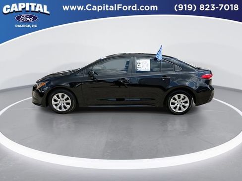Used 2024 Toyota Corolla LE image 5