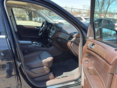 Used 2018 Mercedes-Benz GLE 350 4MATIC image 24