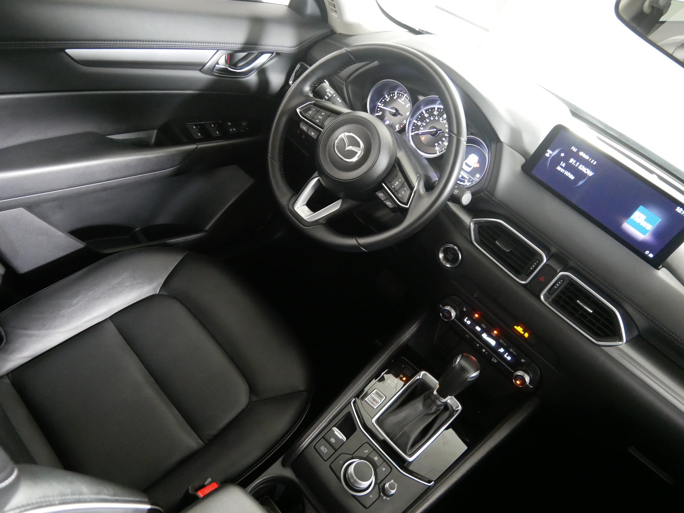 Used 2025 MAZDA CX-5 AWD 2.5 S w/ Select Package image 9