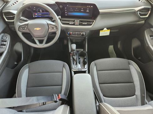New 2026 Chevrolet TrailBlazer LS FWD image 17