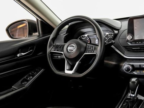 Used 2019 Nissan Altima 2.5 S image 11