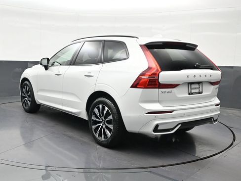 Certified 2024 Volvo XC60 B5 Core AWD/4WD image 3