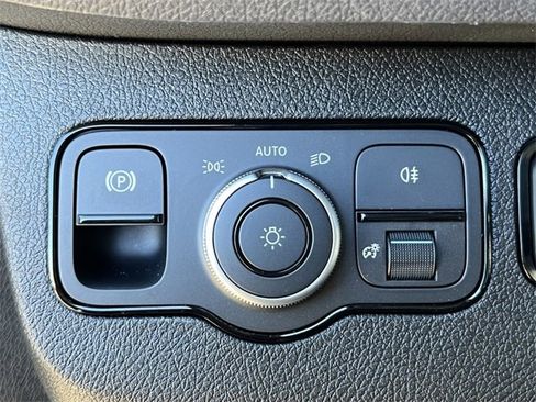 New 2025 Mercedes-Benz Sprinter 2500 image 17