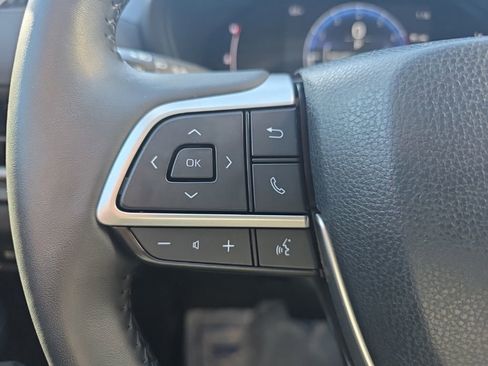 Used 2024 Toyota Grand Highlander XLE image 26