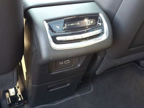 Certified 2025 Cadillac XT6 Premium Luxury w/ Technology Package image 9