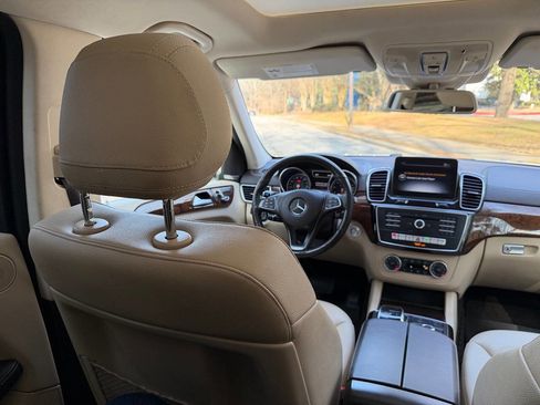 Used 2019 Mercedes-Benz GLS 450 4MATIC w/ Premium 1 Package image 22