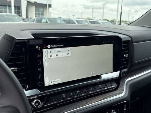 New 2026 GMC Sierra 2500 SLT AWD/4WD image 19