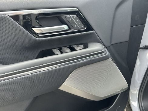 New 2025 GMC Sierra EV Denali image 13