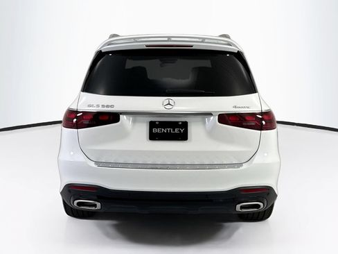 Used 2025 Mercedes-Benz GLS 580 4MATIC image 6