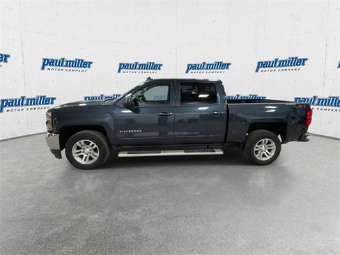 Used 2018 Chevrolet Silverado 1500 LT w/ All Star Edition image 7
