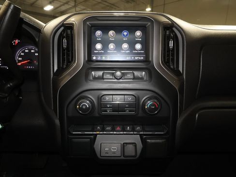 Used 2022 Chevrolet Silverado 1500 Custom AWD/4WD image 14