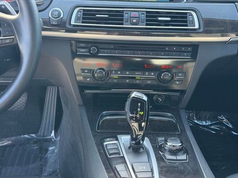 Used 2013 BMW 740Li xDrive AWD/4WD image 15