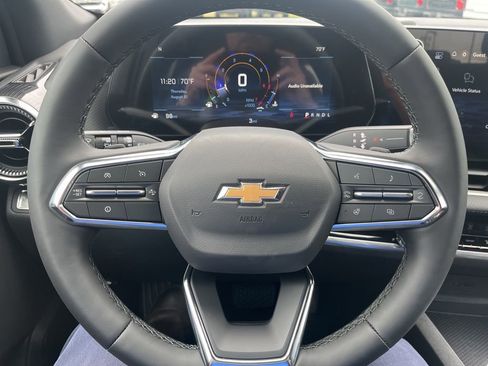 New 2026 Chevrolet Equinox LT FWD image 16