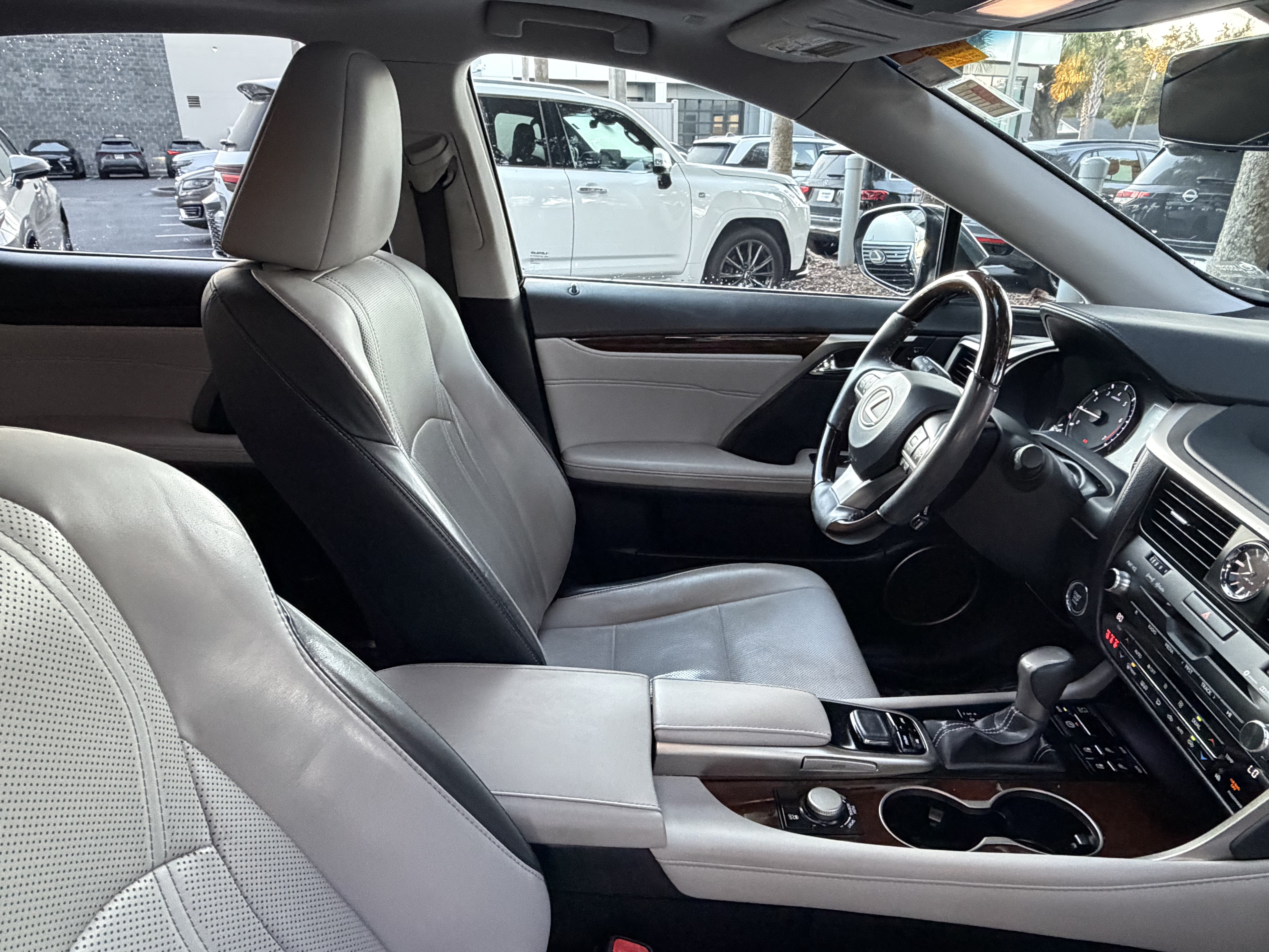 Used 2019 Lexus RX 350 FWD w/ Navigation Package image 45