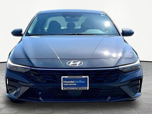 Certified 2025 Hyundai Elantra SEL FWD image 3