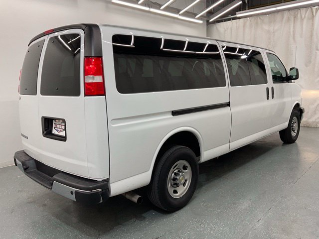 Used 2024 Chevrolet Express 3500 LT w/ LT Preferred Equipment Group RWD image 7