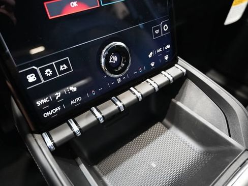 New 2026 GMC Terrain Elevation w/ Elevation Premium Package AWD/4WD image 17