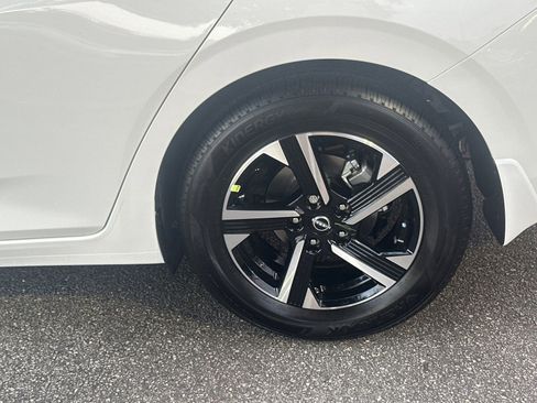 New 2025 Nissan Sentra SV image 19