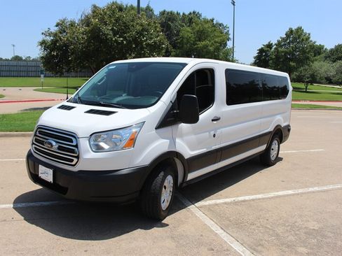 Used 2019 Ford Transit 350 XLT RWD image 1