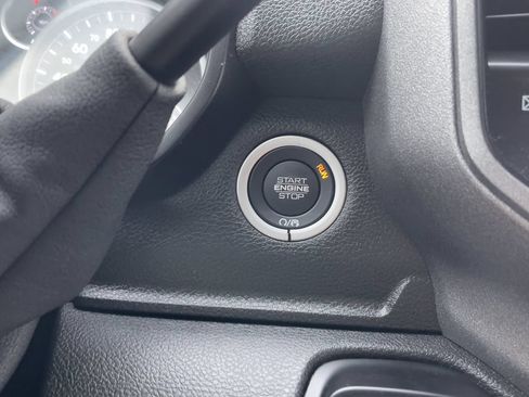 New 2025 RAM 2500 Tradesman AWD/4WD image 31