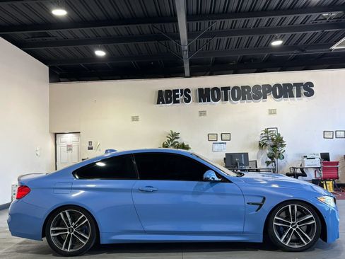 Used 2015 BMW M4 Coupe RWD image 4