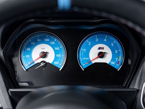 Used 2016 BMW M2 RWD image 50