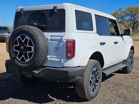 New 2026 Ford Bronco Outer Banks AWD/4WD image 5