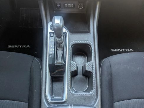 Used 2025 Nissan Sentra SV w/ Trunk Package FWD image 13