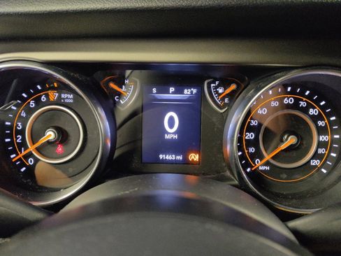 Used 2018 Jeep Wrangler Unlimited Sport S AWD/4WD image 23