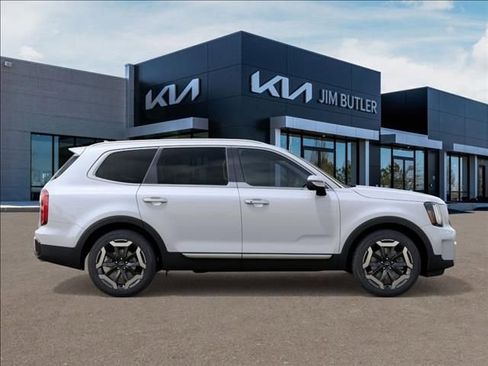 New 2025 Kia Telluride S image 7