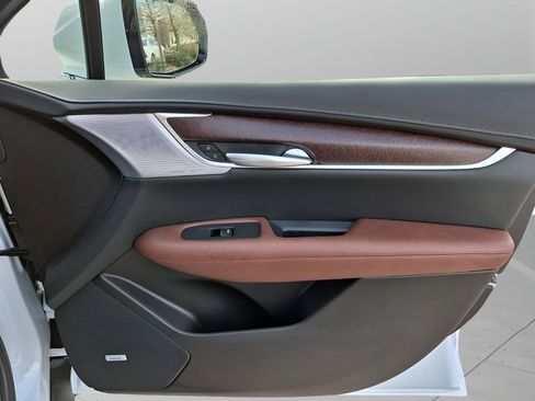 New 2026 Cadillac XT5 Premium Luxury w/ Driver Assist Package image 13