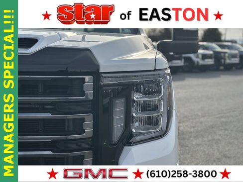 Used 2023 GMC Sierra 2500 AT4 w/ AT4 Preferred Package image 37