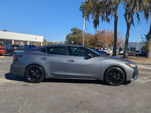 Certified 2020 Nissan Maxima SR w/ Sport Mat Group image 2