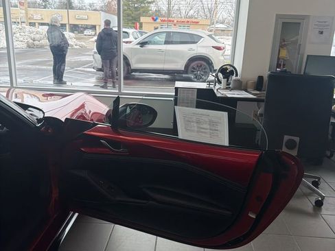 Certified 2025 MAZDA MX-5 Miata Club w/ Brembo/BBS Recaro Package image 22