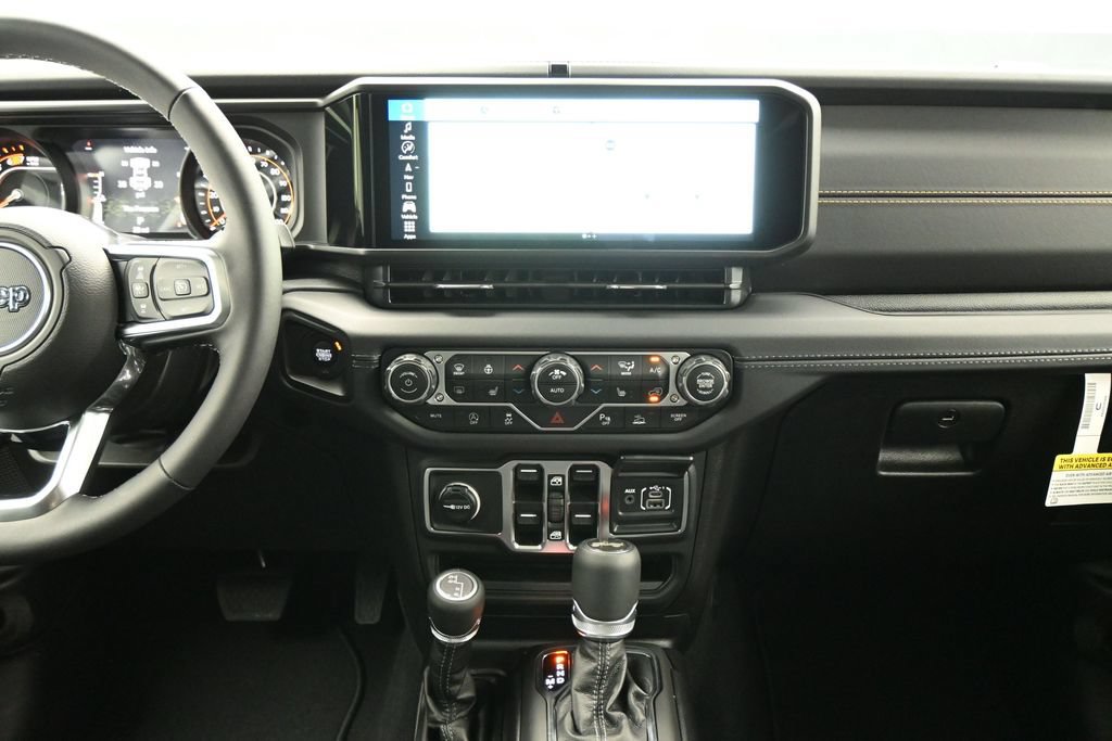 New 2027 Jeep Wrangler Unlimited Sahara AWD/4WD image 18