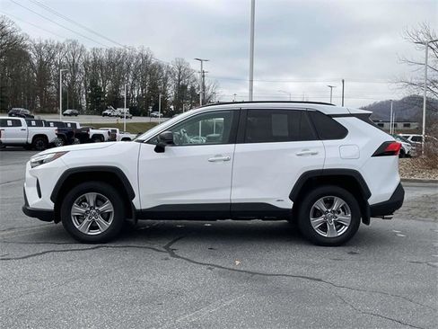 Used 2024 Toyota RAV4 LE image 2