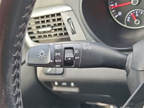 Used 2019 Kia Optima S image 27